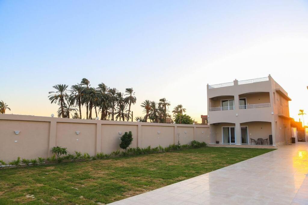 Royal Nile Villa - Nile View Apartment 1 Luxor Eksteriør billede