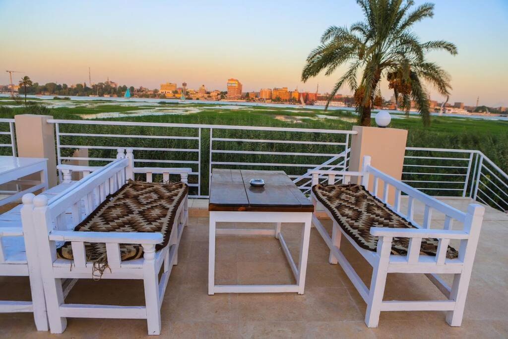 Royal Nile Villa - Nile View Apartment 1 Luxor Eksteriør billede